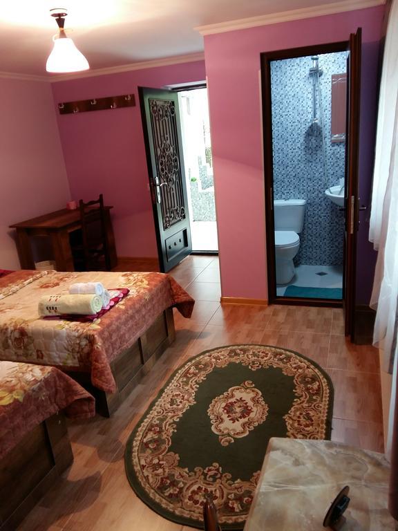 Guest House Panda Kutaisi Exterior foto