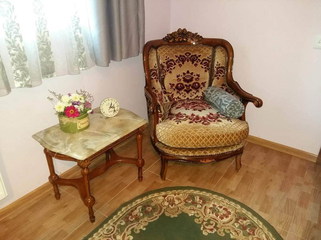 Guest House Panda Kutaisi Exterior foto