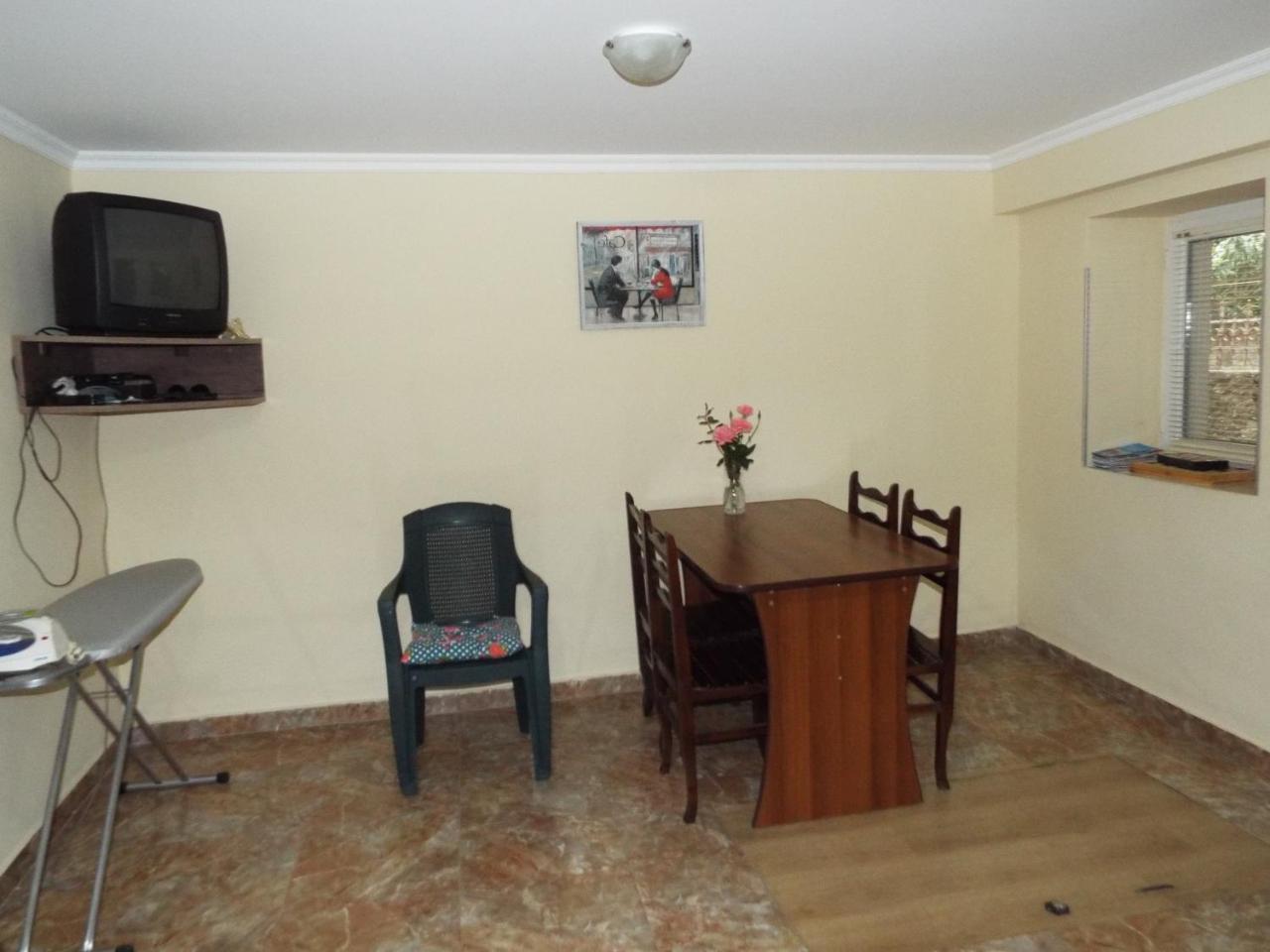 Guest House Panda Kutaisi Exterior foto